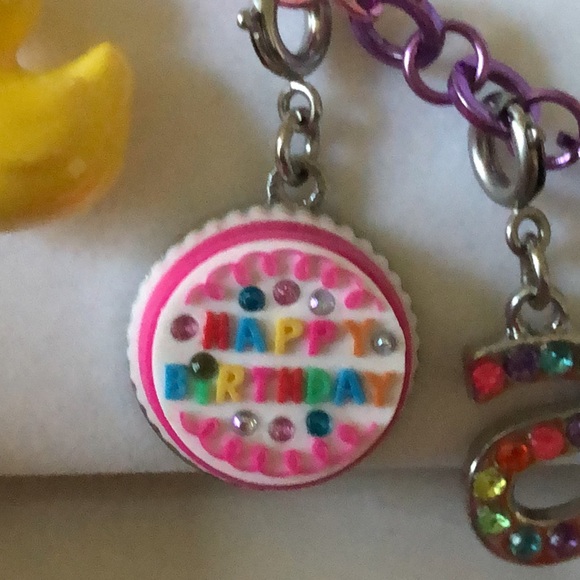 Looking for Amy!!! NIB superb quality necklace with detailed charms & name Amy - Picture 4 of 9